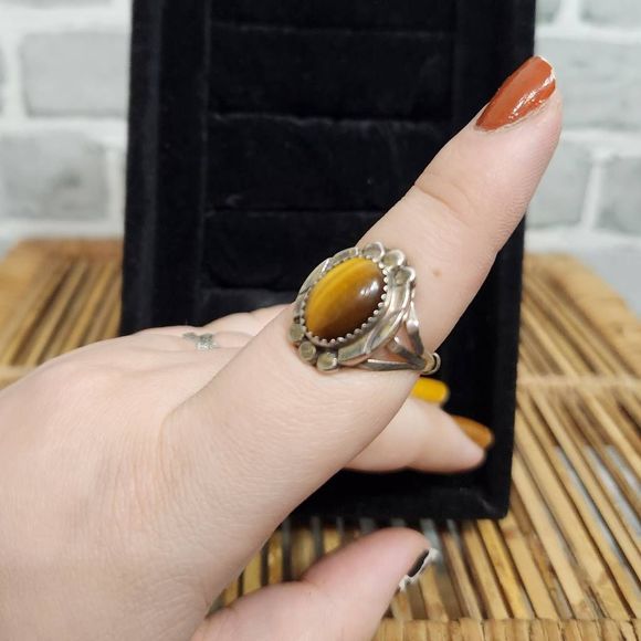 VINTAGE Sterling Silver Tigers Eye Ring Size 8 Gemstone Cabochon - Picture 5 of 7